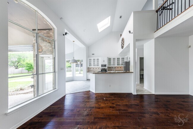 Building Photo - 5534 Weston Dr