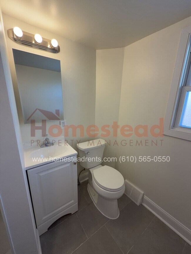 Building Photo - 20 Marshall Ave