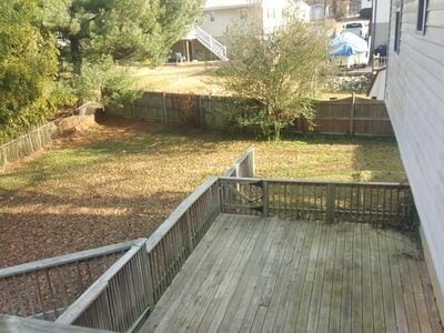 Building Photo - 1088 Crestview Dr