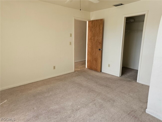 Building Photo - 3823 SE 11th Pl