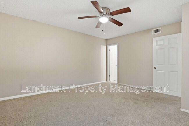 Building Photo - 6811 Trail Lake Dr