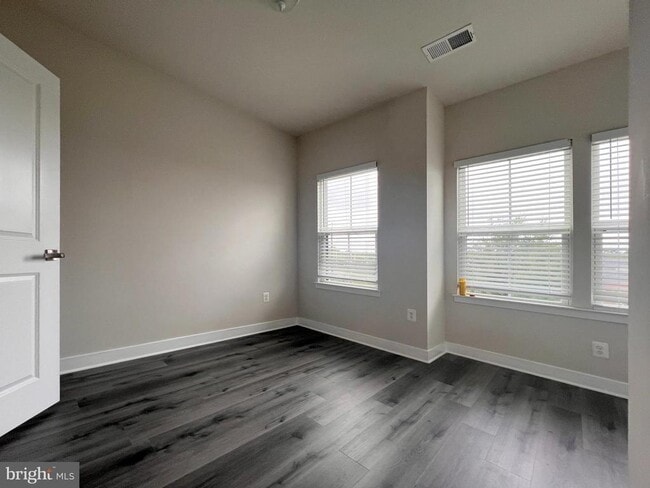 Building Photo - 4653 Towne Park Rd