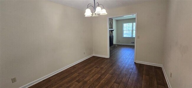 Building Photo - 132 Johnson Dr