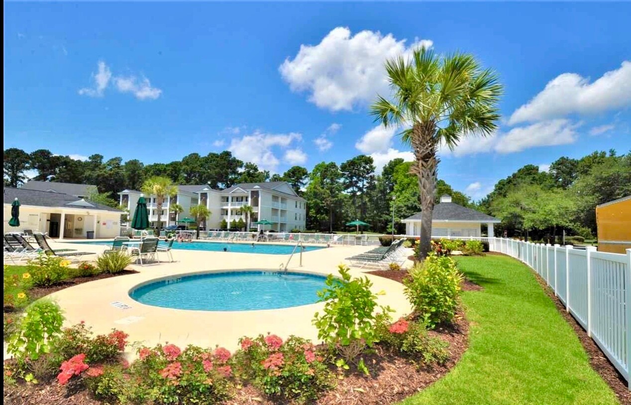 Building Photo - 1298 River Oaks Dr