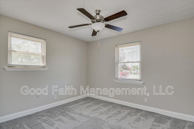 Building Photo - 4022 Windridge Dr