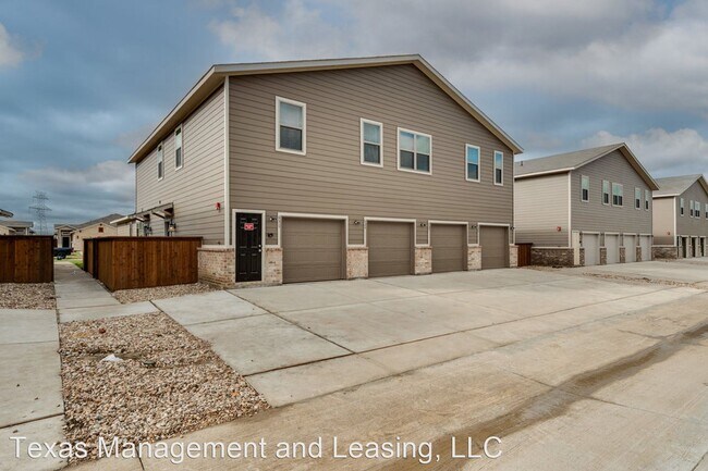 Building Photo - 2 br, 2 bath House - 631 Harvest Moon Drive