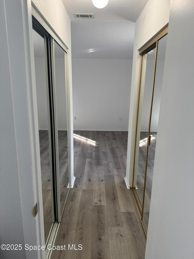 Building Photo - 298 Capron Rd