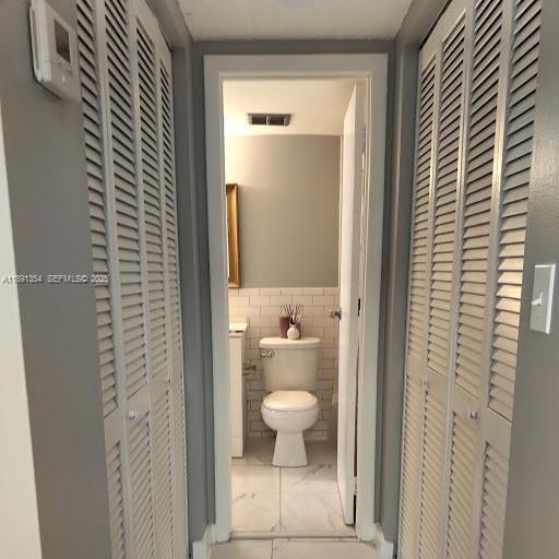 Building Photo - 16465 NE 22nd Ave