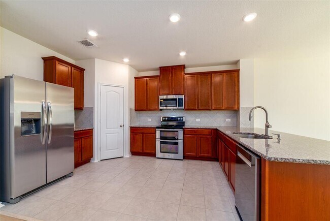 Building Photo - 321 Tordesillas Dr