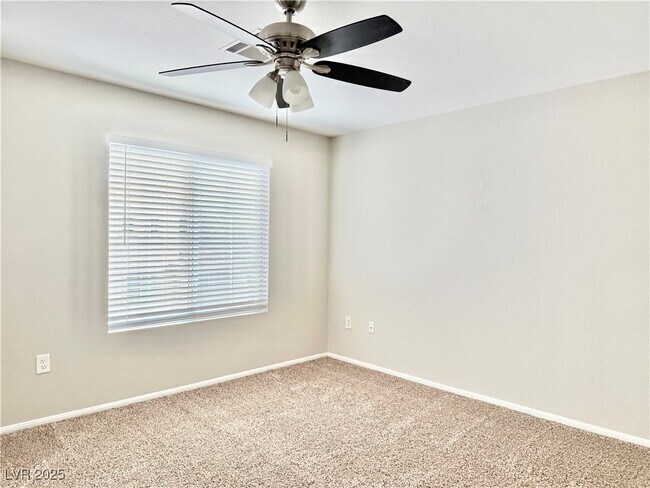 Building Photo - 712 E Caballo Hills Ave