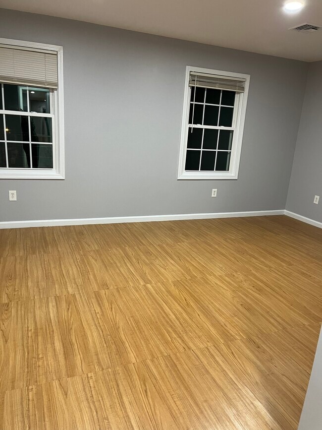 master bedroom - 706 Ocean Ave