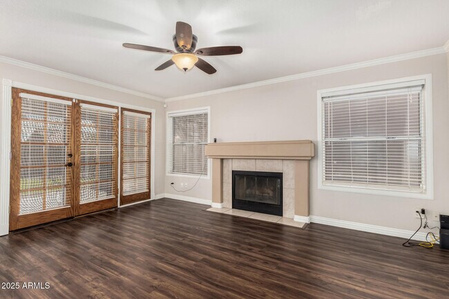 Building Photo - 3013 E Bighorn Ave