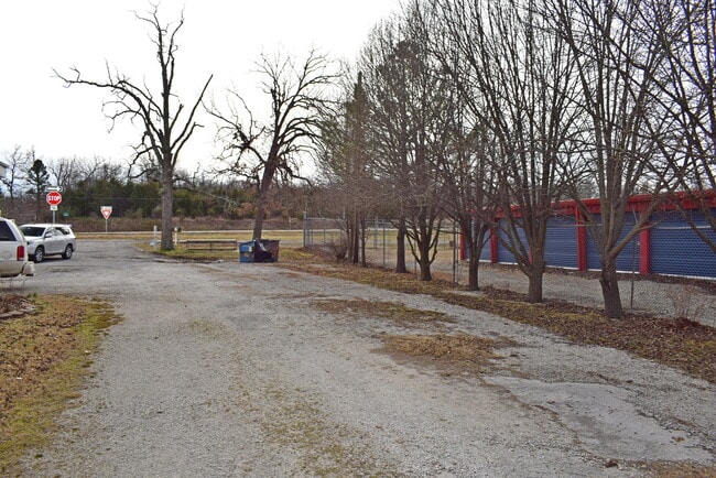 Building Photo - 6271 W Cedar Meadows Ln