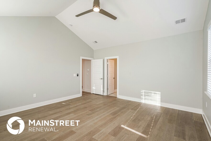 Building Photo - 922 Crescent Hill Rd