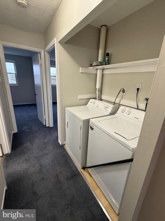 Building Photo - 3362 Fairdale Rd