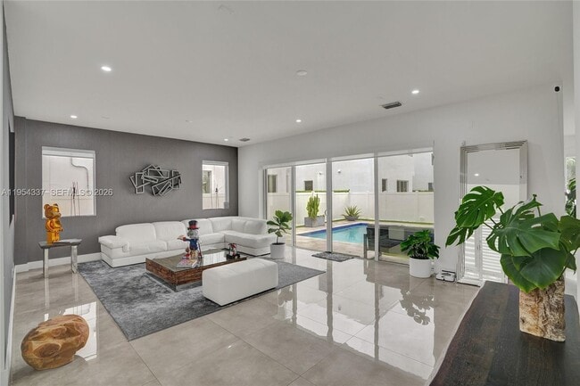 Building Photo - 9995 NW 75th St