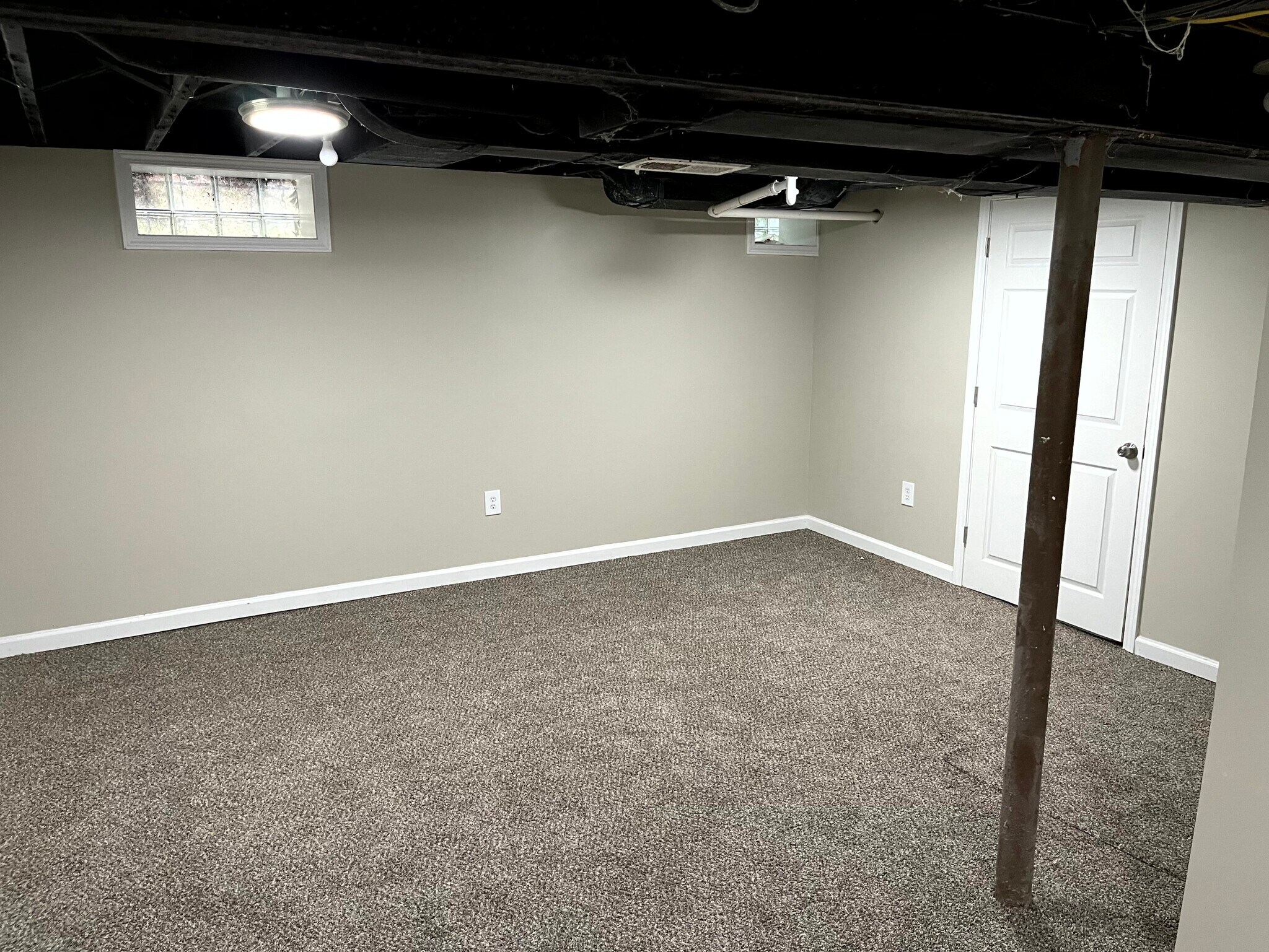 Building Photo - 18903 Freeland St