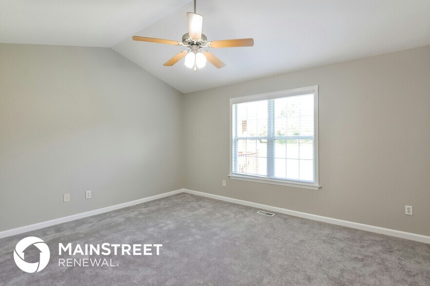 Building Photo - 16 Sodan Dr