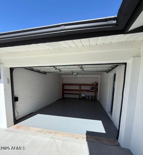 Building Photo - 6325 N 83rd Pl
