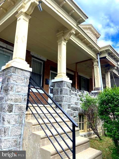 Building Photo - 1549 N 56th St