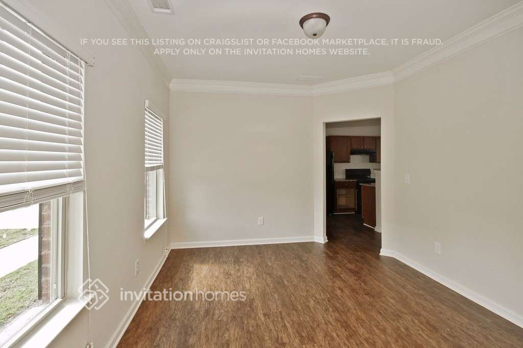 Building Photo - 4312 Violet Way Ct