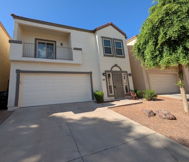 Building Photo - 2 Bedroom Townhome in the Stone Gate Commu...