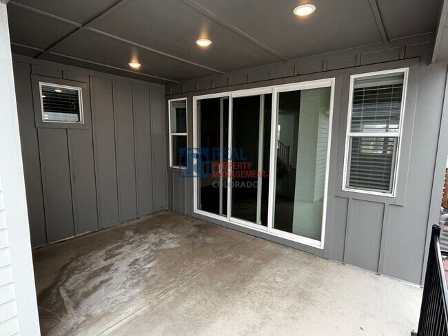 Building Photo - 5955 Rendezvous Pkwy