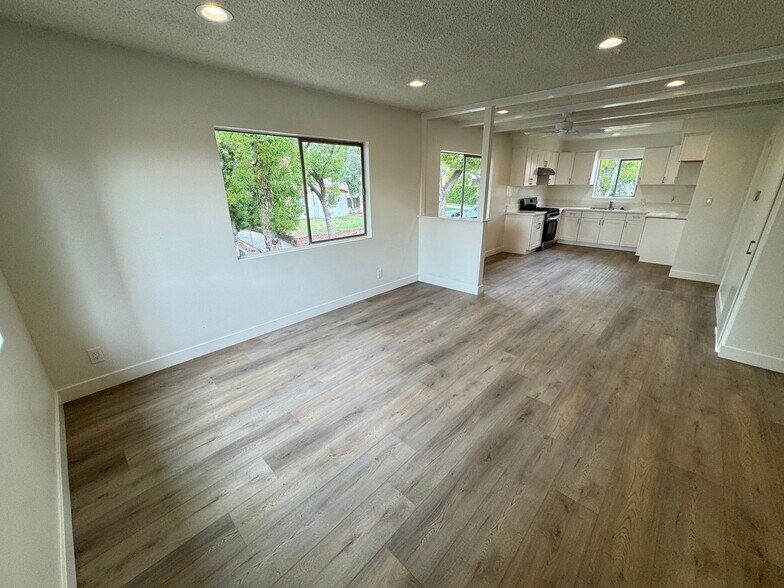 Building Photo - 1152 Ruberta Ave