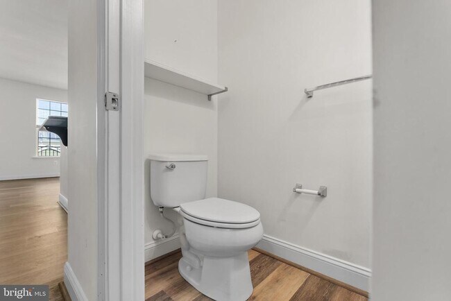 Building Photo - 5974 Logans Way