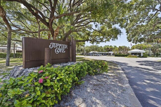 Building Photo - 1748 Jupiter Cove Dr