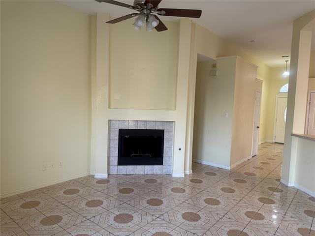 Building Photo - 12932 Honey Locust Cir