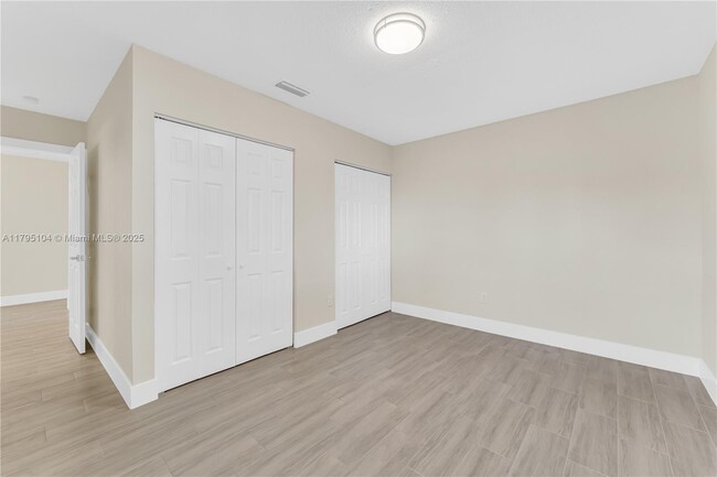Building Photo - 29731 SW 147th Ave