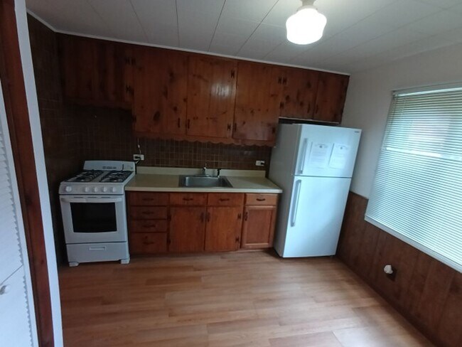 Building Photo - 31437 Alcona Ct