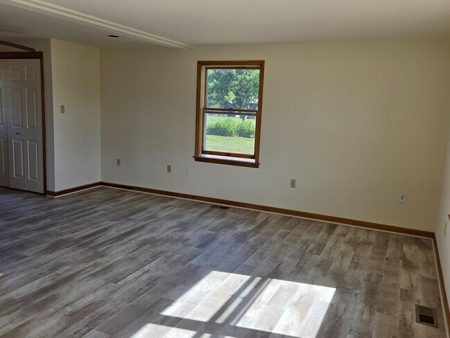 Building Photo - 9471 Conde Rd