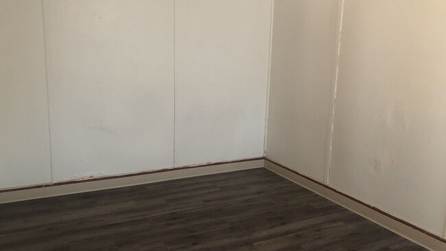 Building Photo - 675-677 NE Opal Street