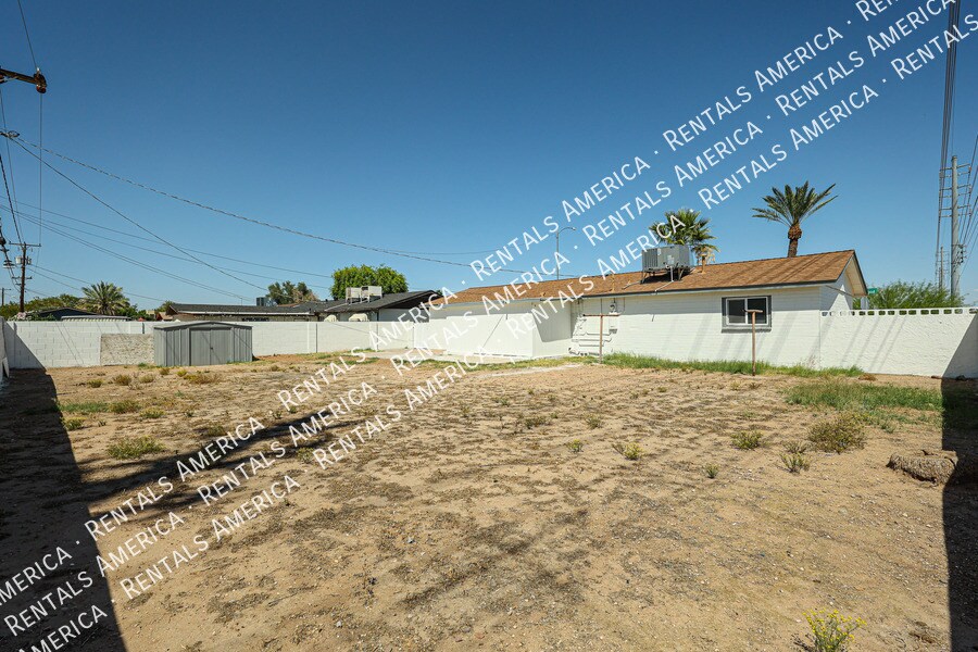 Building Photo - 410 N Ironwood-