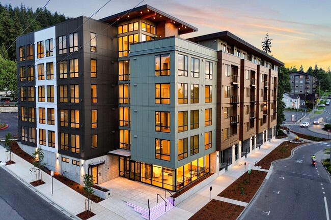 Building Photo - Madrona
