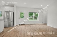Building Photo - 2907 10th St