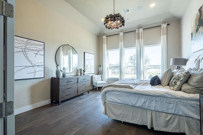 Building Photo - 217 Northcrest Dr