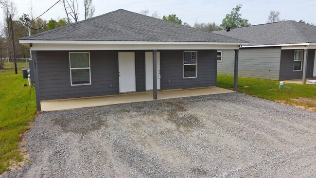 Building Photo - 116 Legado Ln