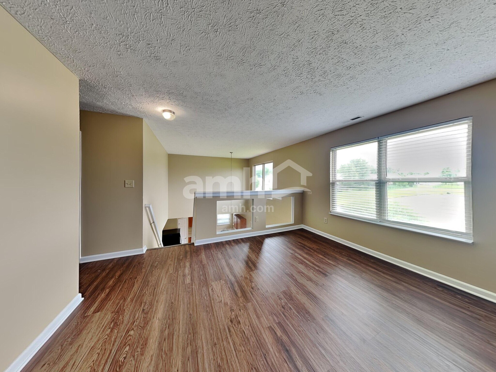 Building Photo - 6591 W Irving Dr