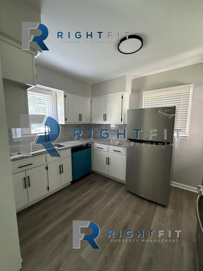 Building Photo - Beautiful Corner Lot Home