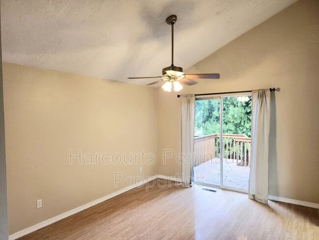 Building Photo - 573 Bridle View Ct NW