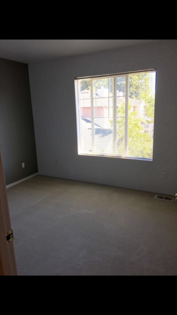 Guest / 2nd bedroom. - 6123 S 232nd St