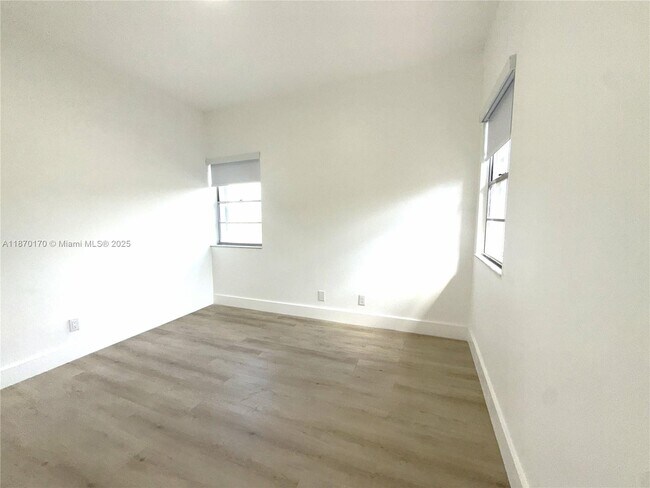 Building Photo - 19135 NW 82nd Cir Ct