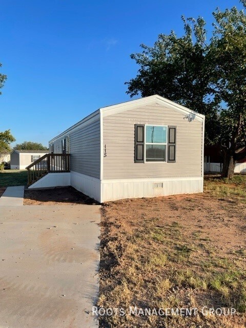 Primary Photo - Home Available to Lease - Apply Today!