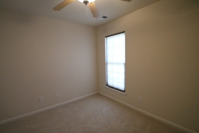 Building Photo - Exclusively Offered by Muse Realty, LLC