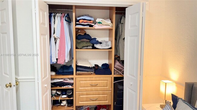 Building Photo - 5725 NW 114th Path