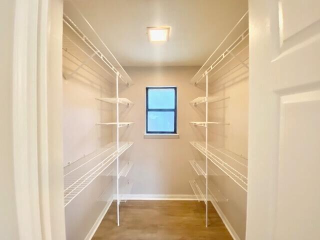 Building Photo - 361 Evergreen Pl
