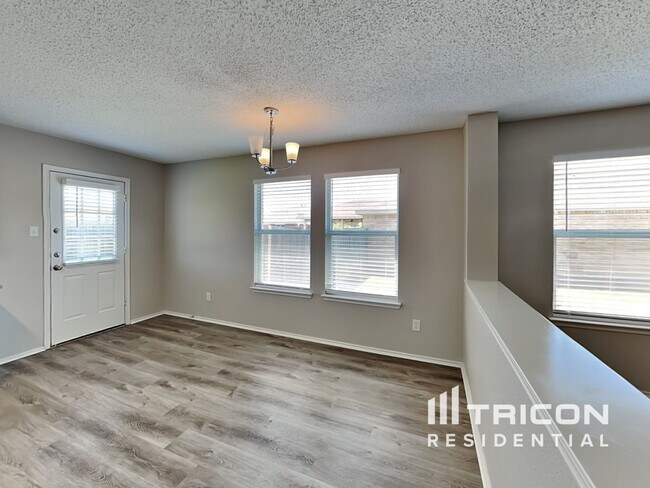 Building Photo - 6621 Swainson Trail